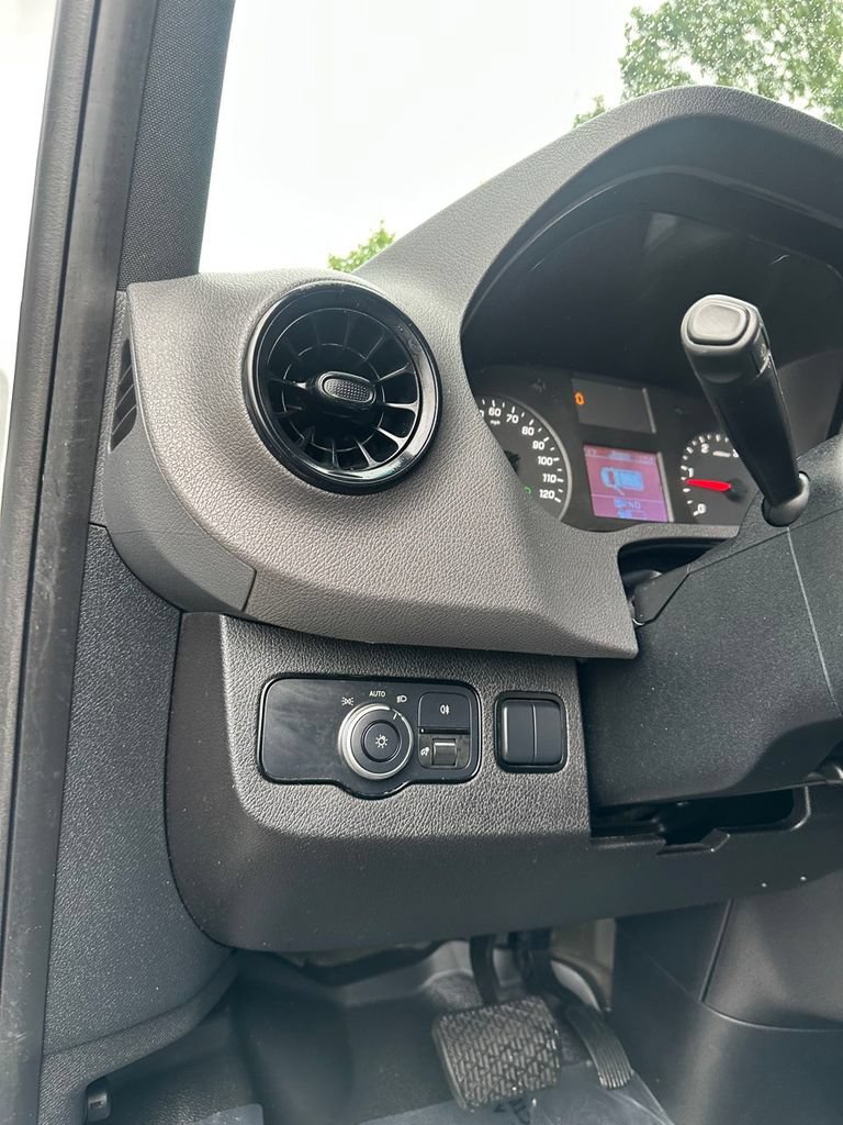 Used 2021 Mercedes-Benz Sprinter 3500 image 14