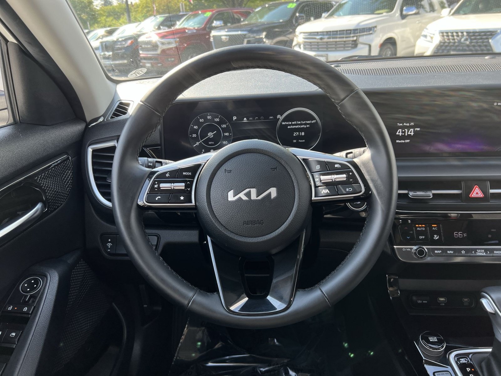Used 2024 Kia Seltos S AWD/4WD image 15