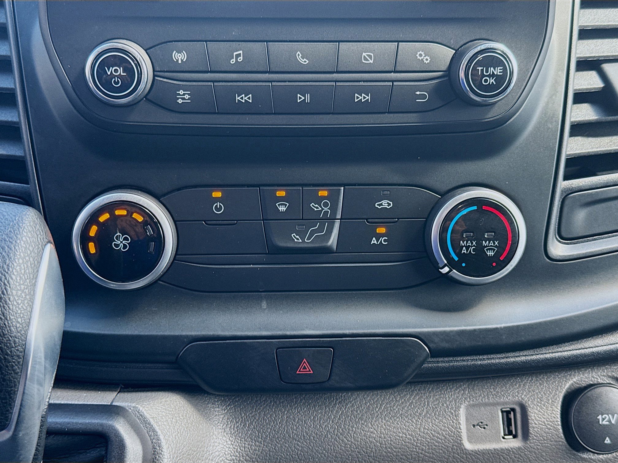 Used 2024 Ford Transit 150 Base image 13