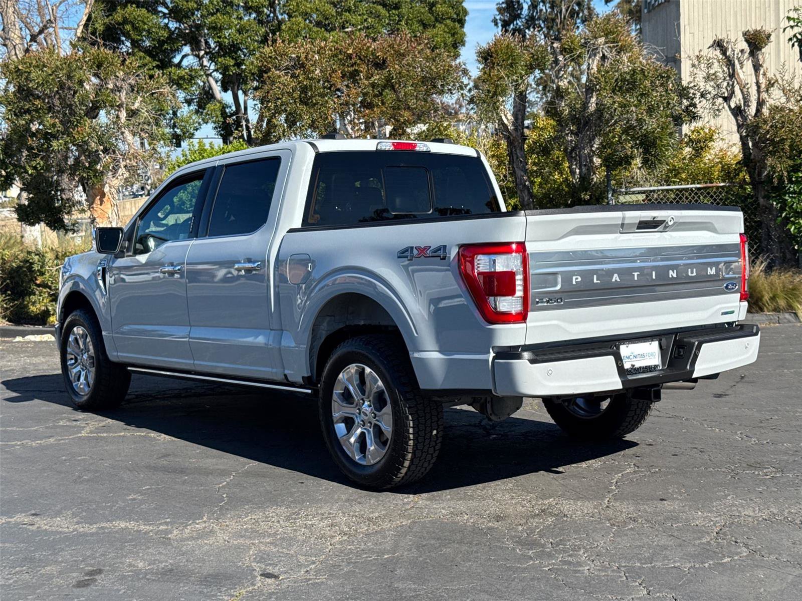 Used 2023 Ford F150 Platinum image 9