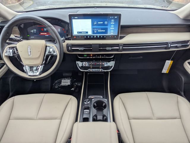 New 2026 Lincoln Corsair Grand Touring image 13