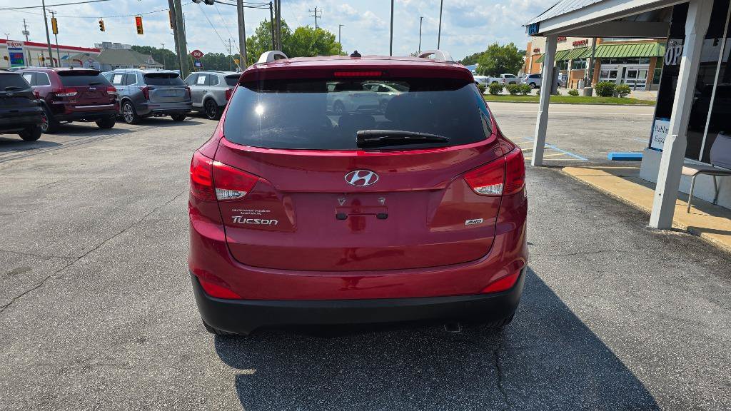 Used 2015 Hyundai Tucson SE AWD/4WD image 6