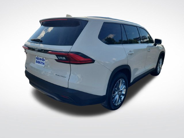 Used 2024 Toyota Grand Highlander AWD image 5