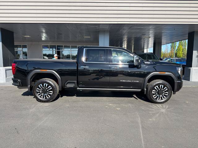Used 2024 GMC Sierra 3500 Denali Ultimate AWD/4WD image 8