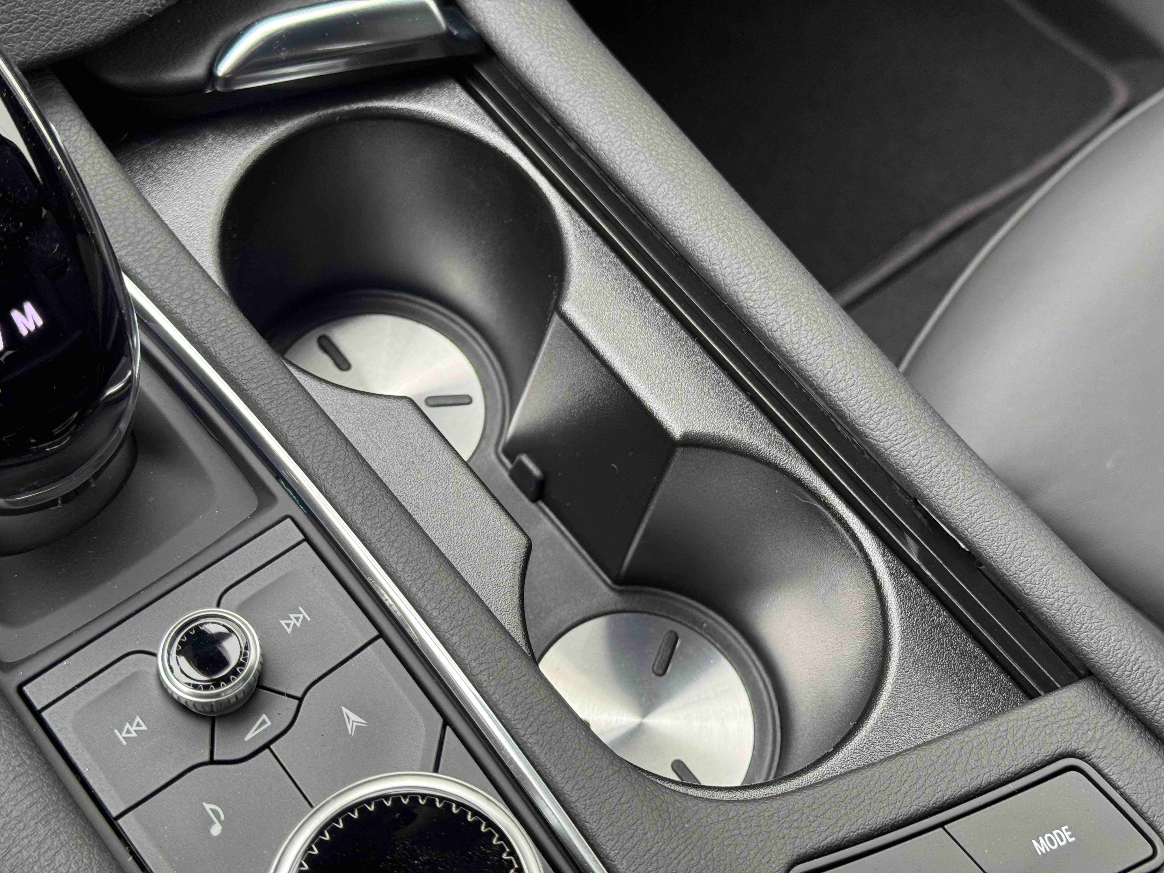 New 2025 Cadillac XT6 Premium Luxury image 28