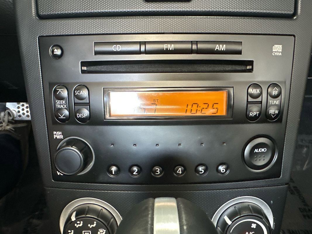 Used 2004 Nissan 350Z Enthusiast w/ Side Airbags Pkg image 61