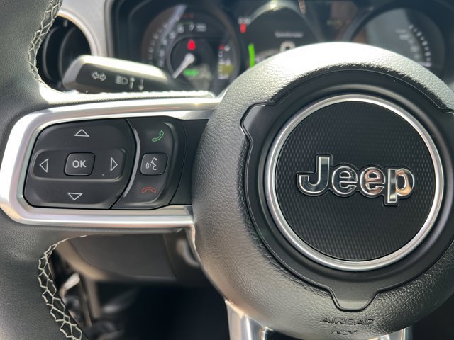 Certified 2025 Jeep Wrangler Unlimited Sahara w/ Safety Group AWD/4WD image 28