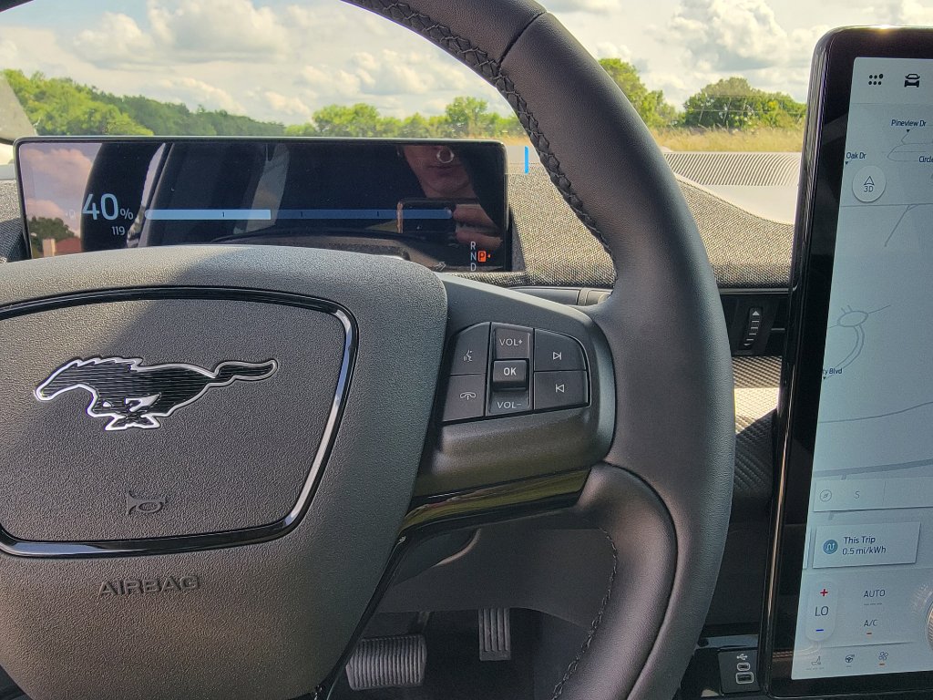 New 2025 Ford Mustang Mach-E Premium image 19