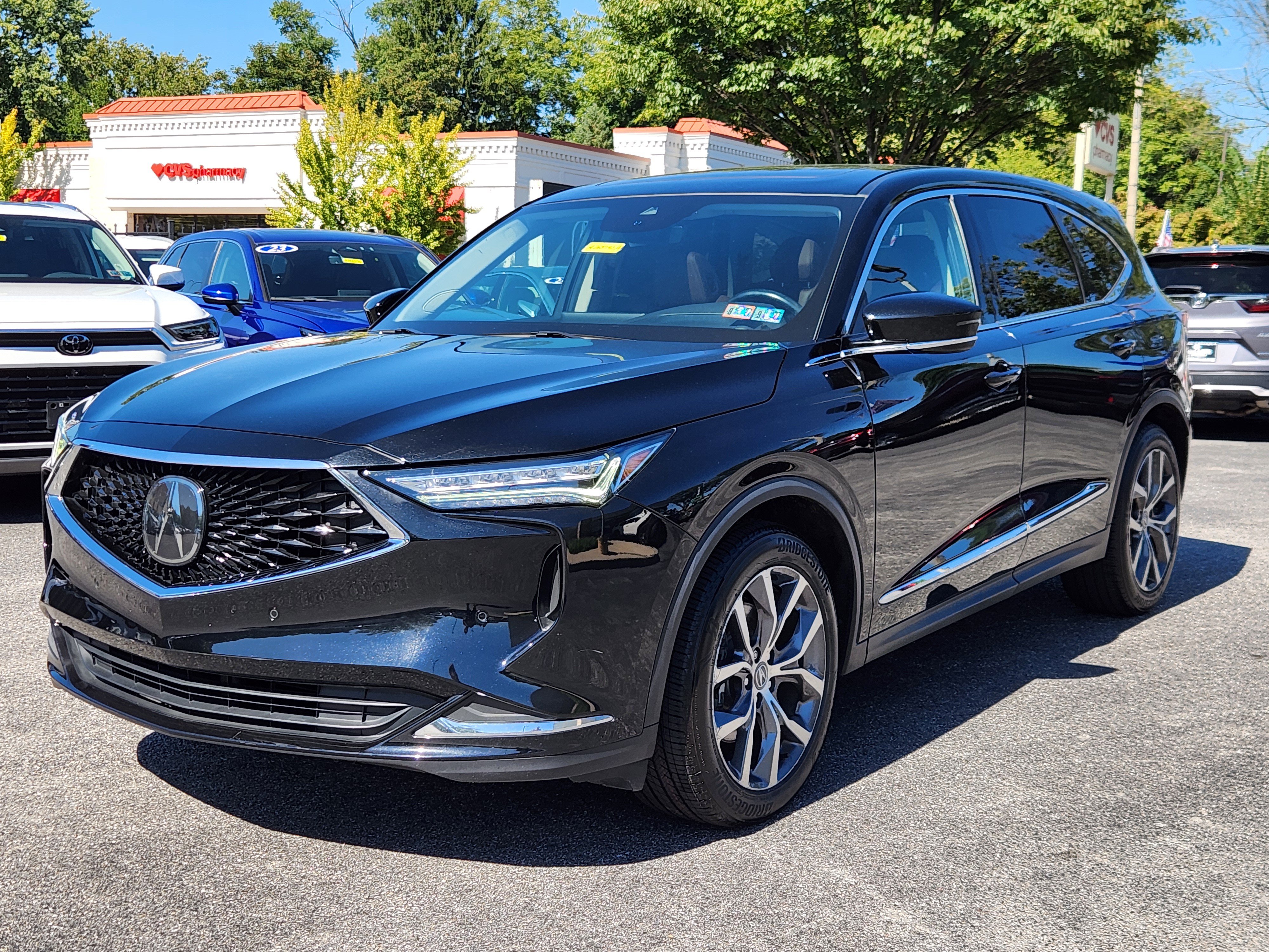 Certified 2024 Acura MDX w/ Technology Package AWD/4WD image 2