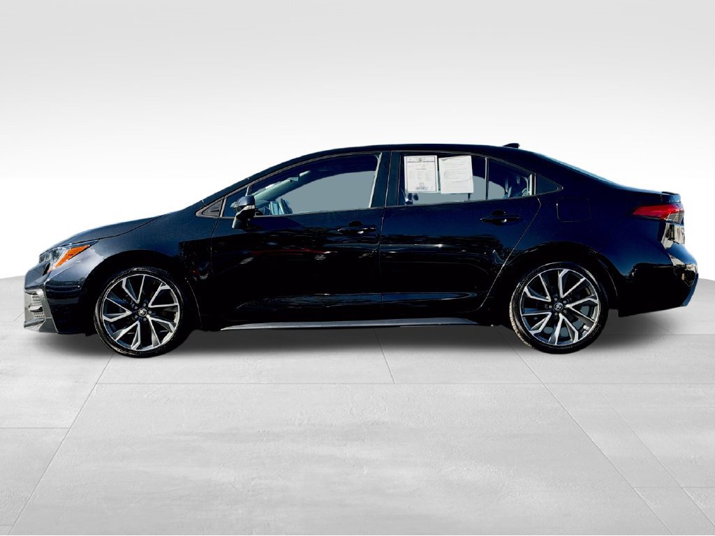 Used 2020 Toyota Corolla XSE FWD image 3