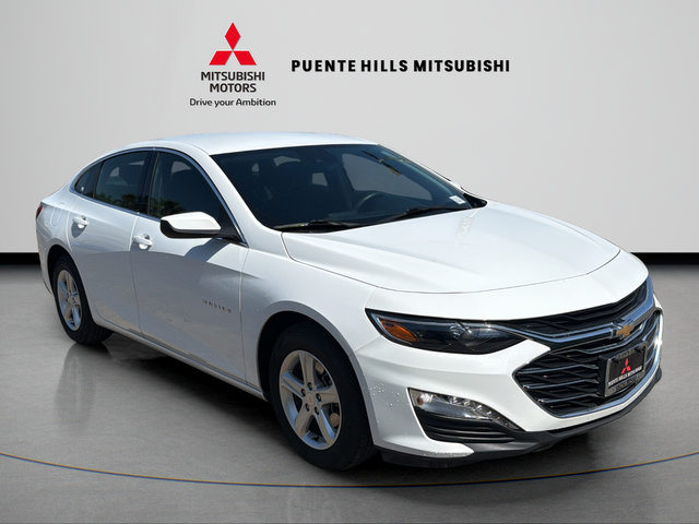 Used 2024 Chevrolet Malibu LT FWD image 3