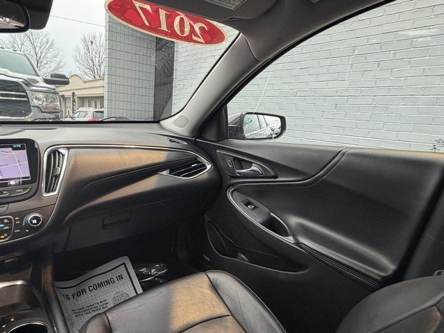 Used 2017 Chevrolet Malibu Hybrid w/ Leather Package image 27