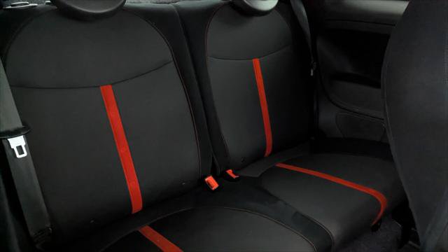Used 2016 FIAT 500 Abarth w/ Comfort/Convenience Group FWD image 17