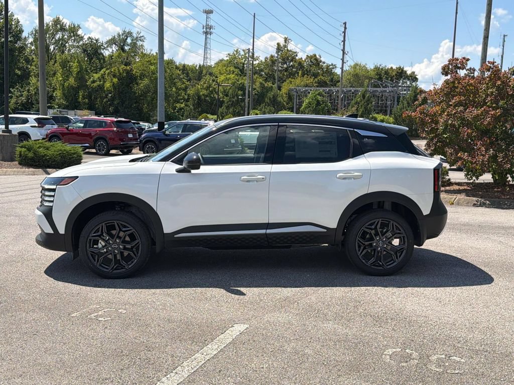 New 2026 Nissan Kicks SR FWD image 6