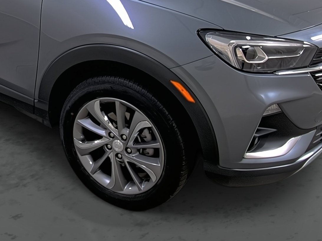 Used 2022 Buick Encore GX Essence w/ Experience Buick Package AWD/4WD image 14