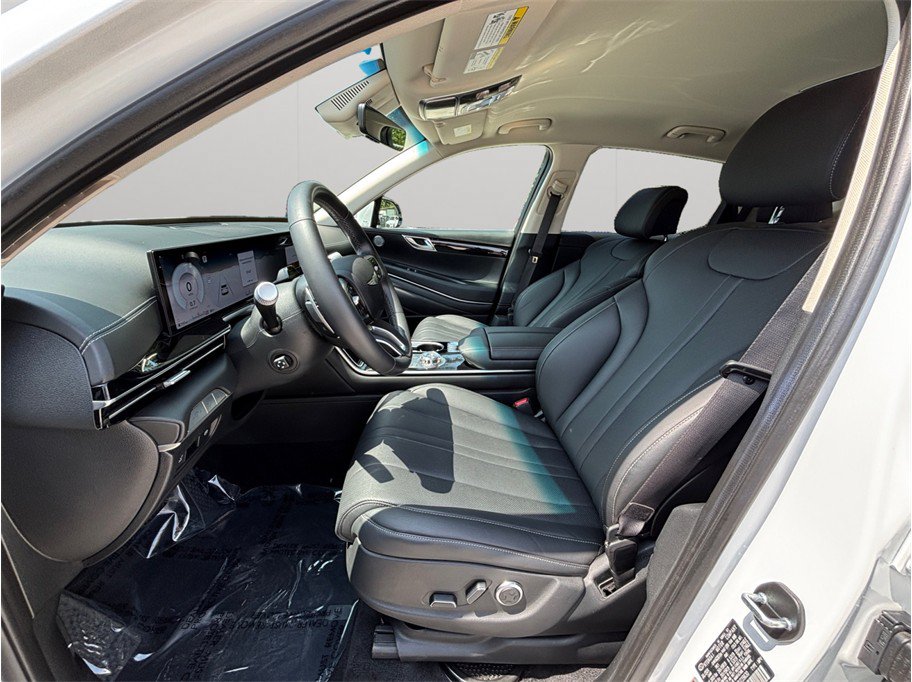 Used 2025 Genesis GV80 2.5T Standard AWD/4WD image 2