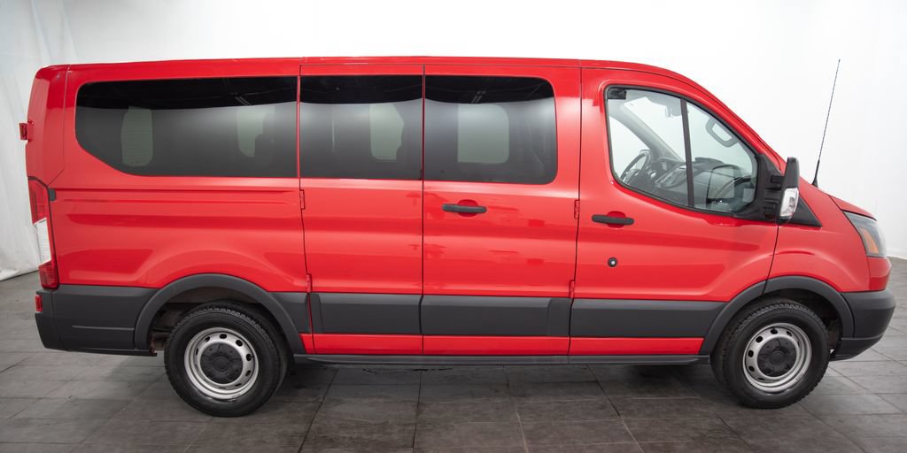 Used 2018 Ford Transit 150 XL RWD image 14
