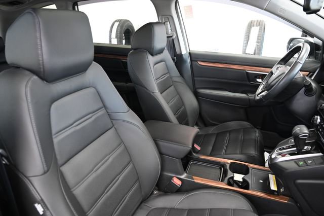 Used 2022 Honda CR-V Touring image 10