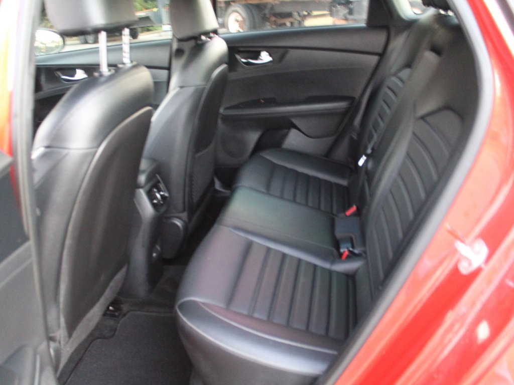 Used 2022 Kia Forte GT-Line w/ GT-Line Premium Package image 5