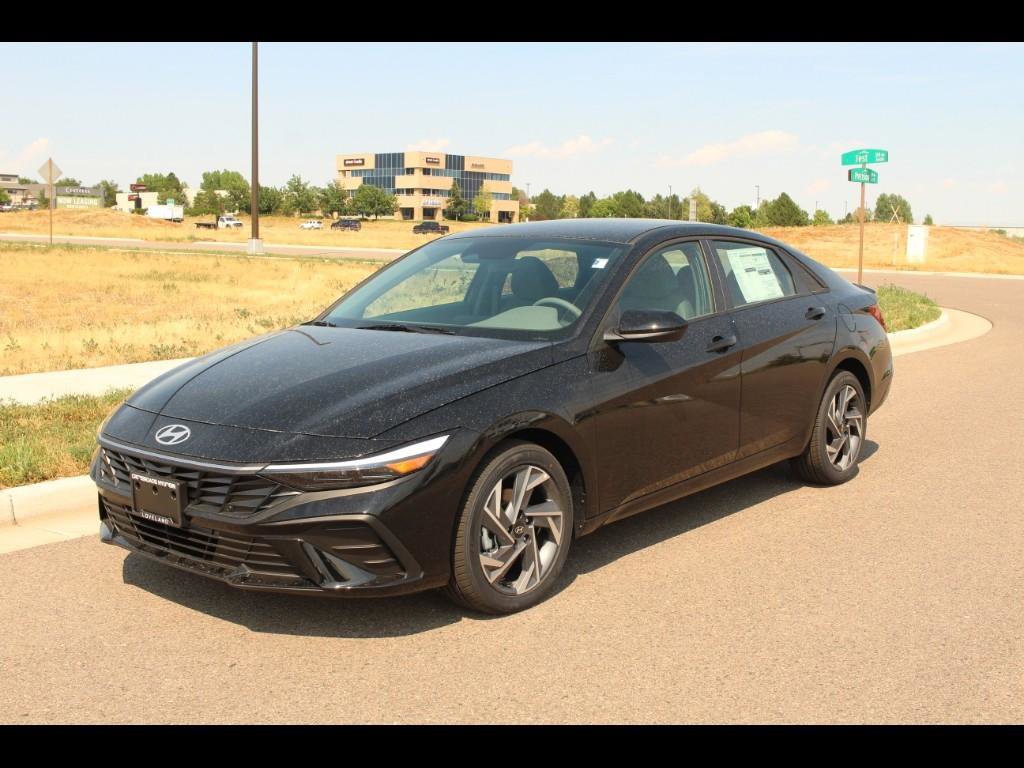 New 2025 Hyundai Elantra Sport