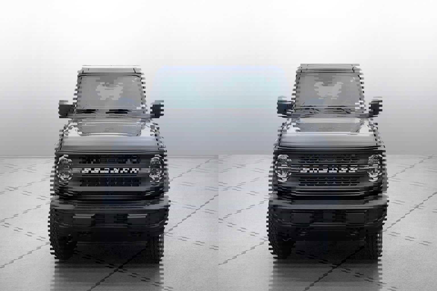 New 2025 Ford Bronco 4-Door image 3