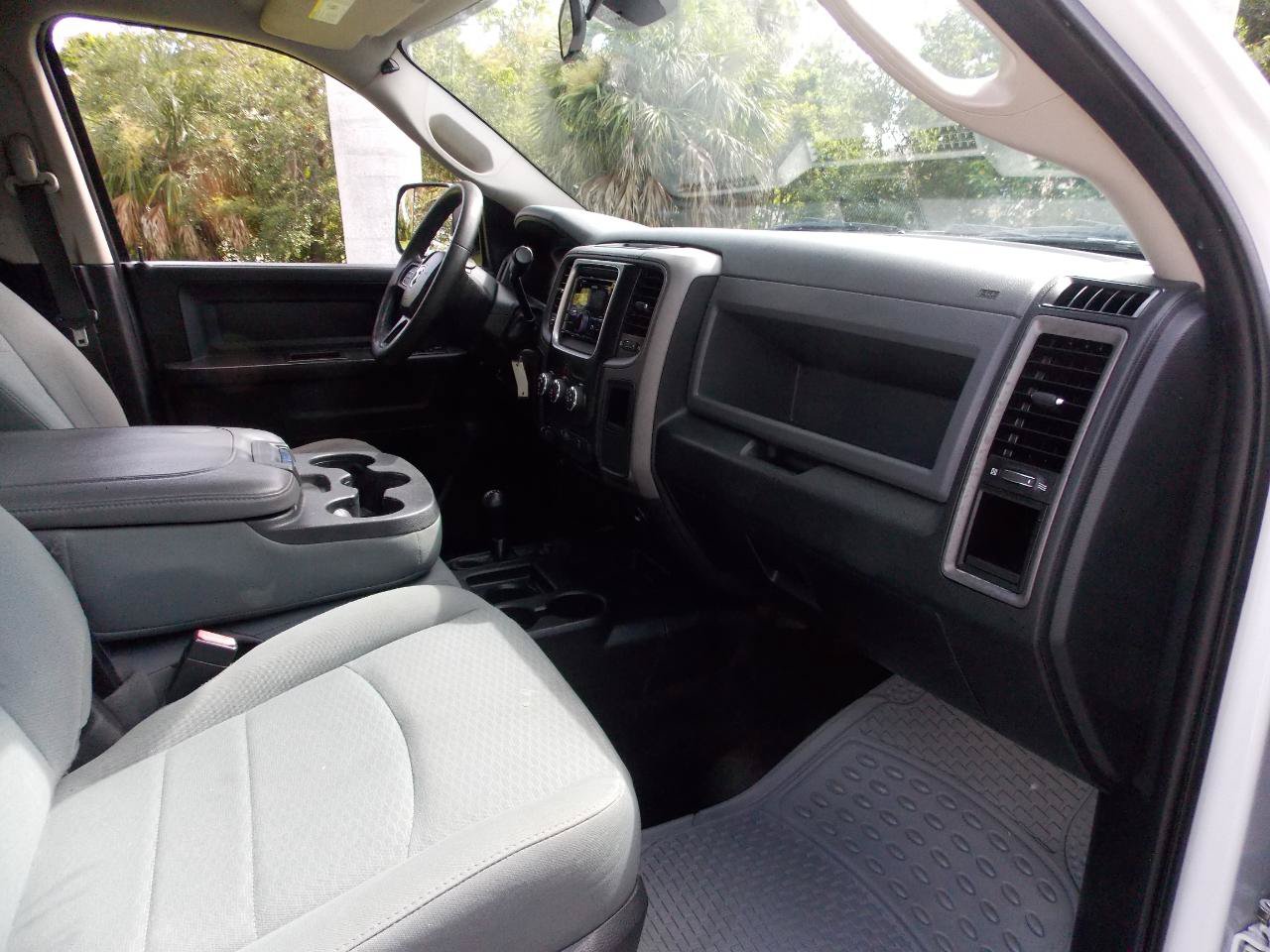 Used 2017 RAM 2500 Tradesman w/ Popular Equipment Group AWD/4WD image 2