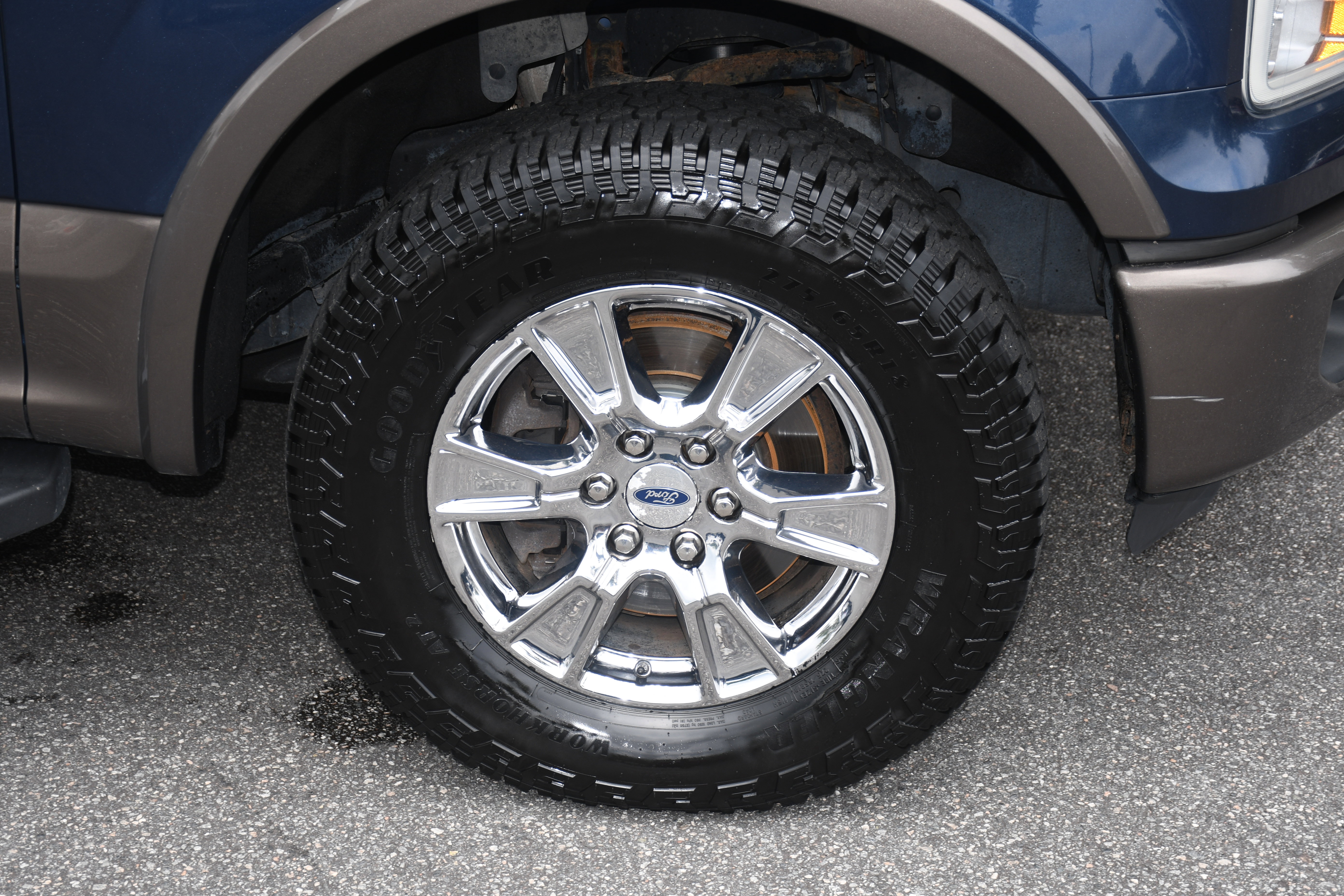 Used 2016 Ford F150 Lariat w/ Equipment Group 502A Luxury AWD/4WD image 24