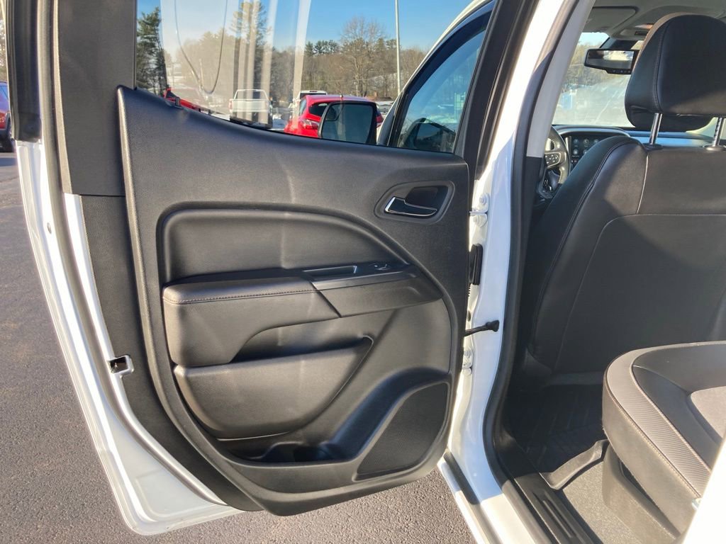 Used 2022 GMC Canyon AT4 w/ Trailering Package image 22