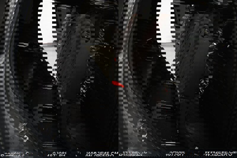 Used 2023 BMW X7 M60i w/ Climate Comfort Package image 27