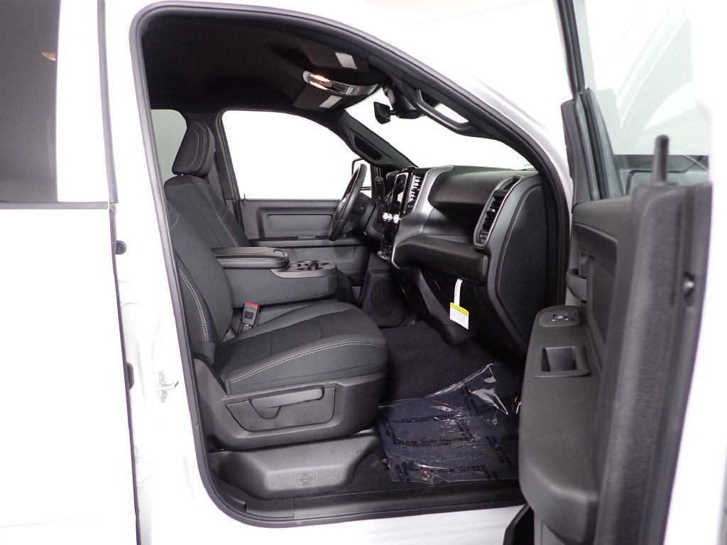 New 2026 RAM 2500 Tradesman AWD/4WD image 37