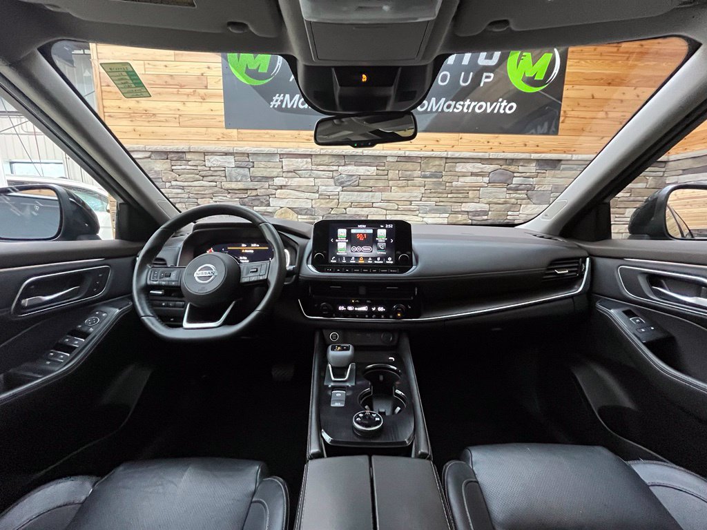 Used 2021 Nissan Rogue Platinum AWD/4WD image 31