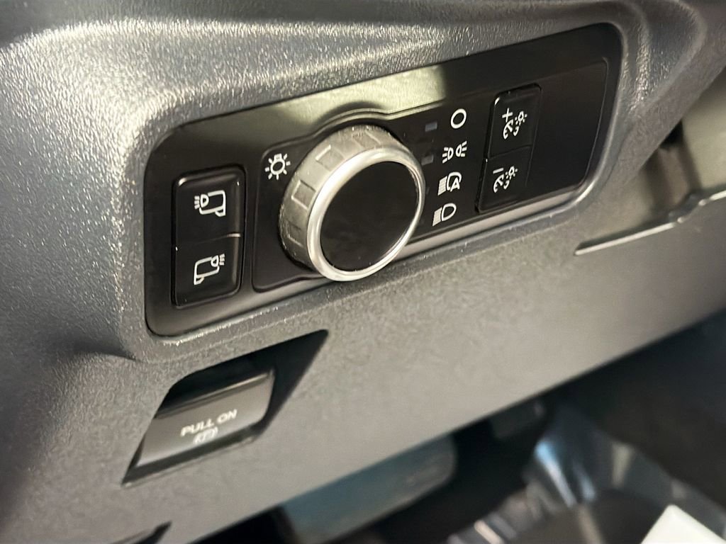 Used 2024 Ford Bronco Wildtrak image 10