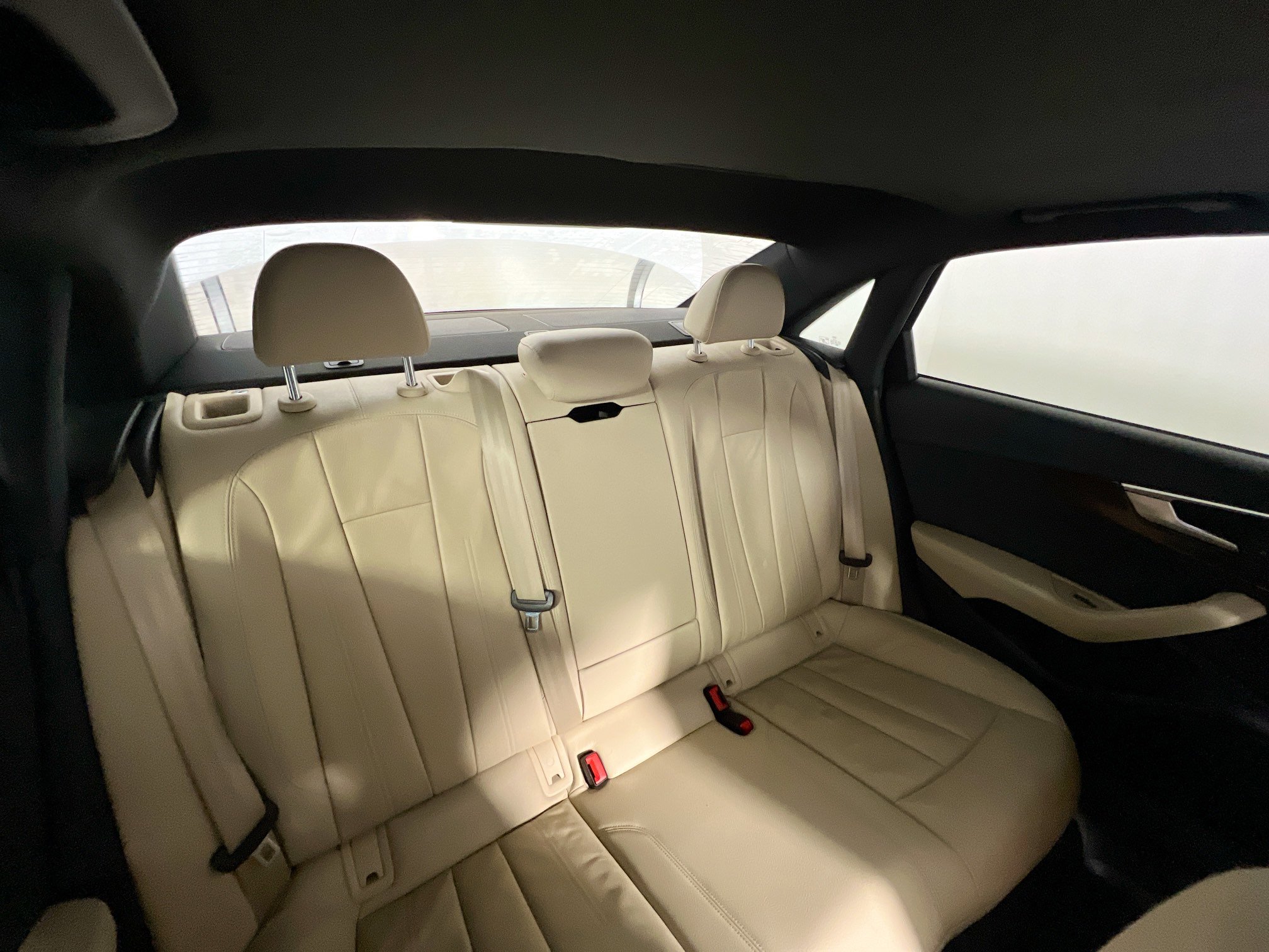 Used 2017 Audi A4 2.0T Ultra Premium w/ Convenience Package image 33