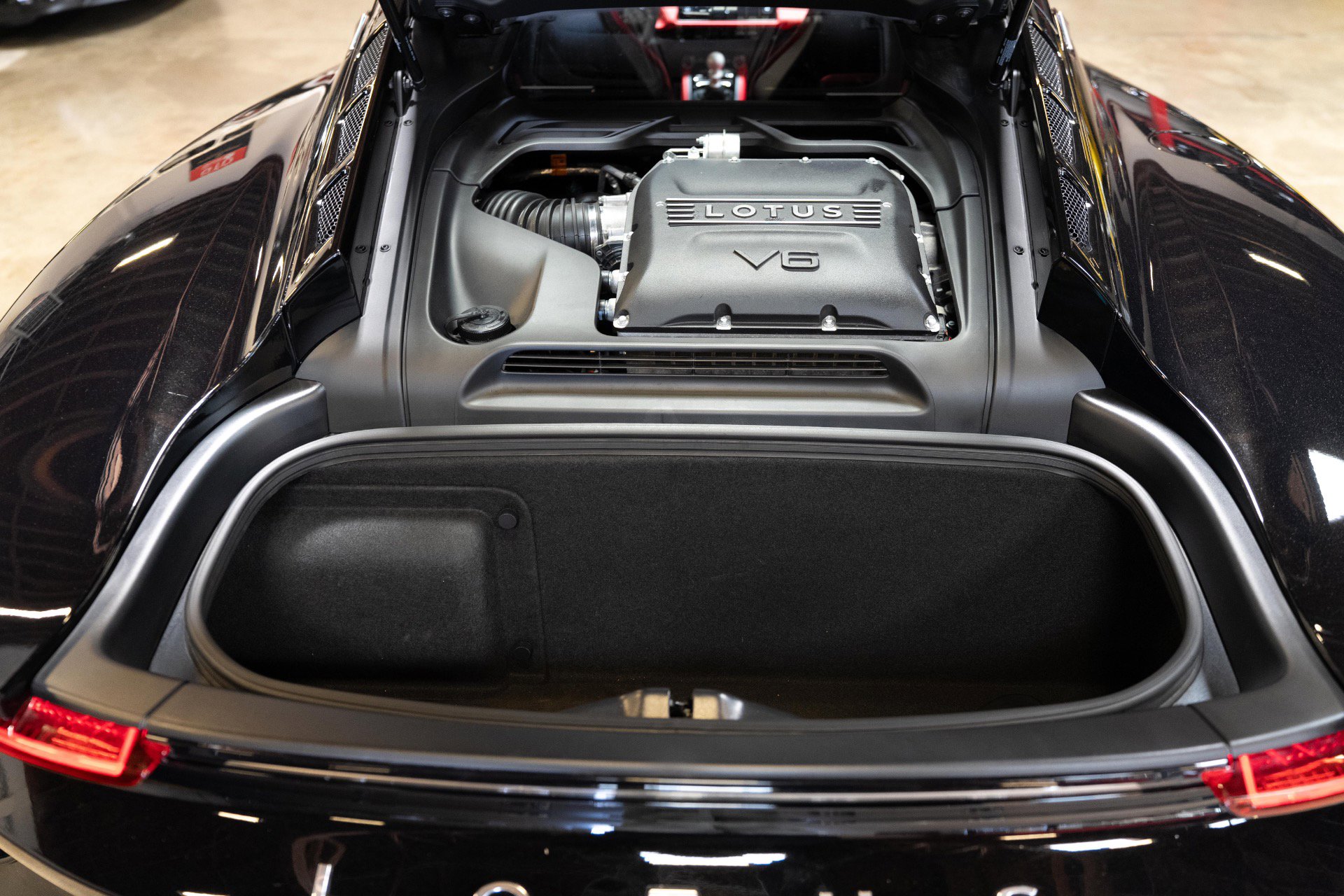 Used 2024 Lotus Emira First Edition image 86