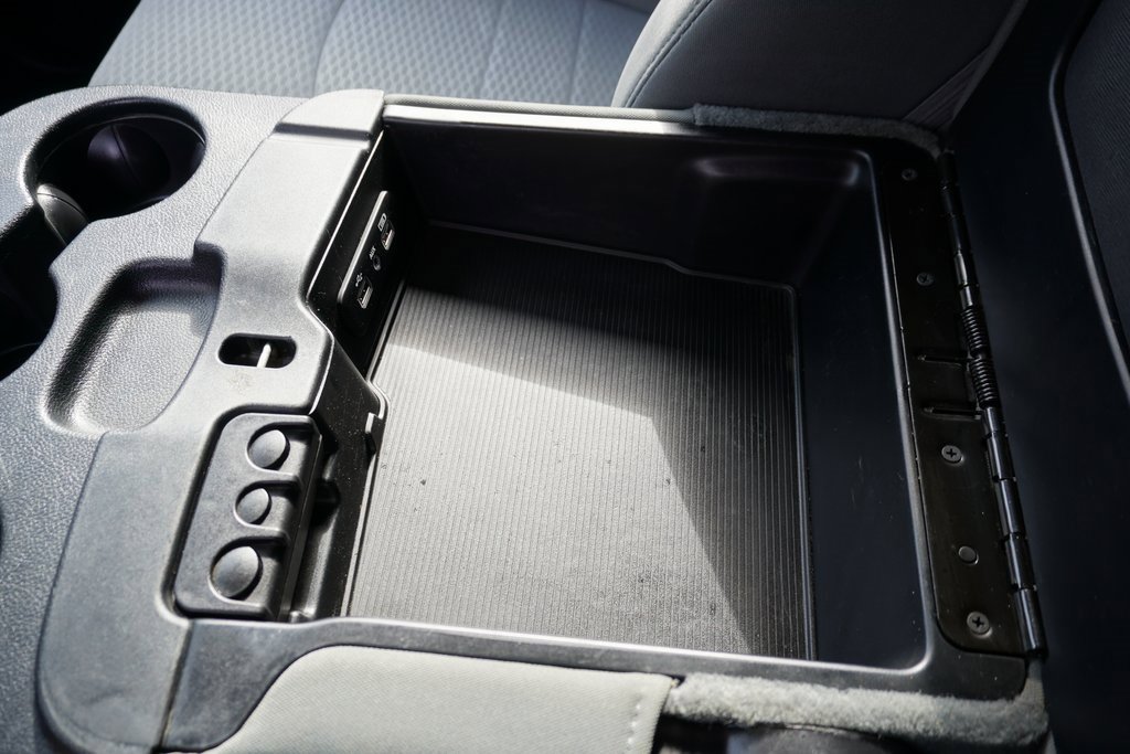 Used 2018 RAM 1500 Express w/ Black Ram 1500 Express Group image 20