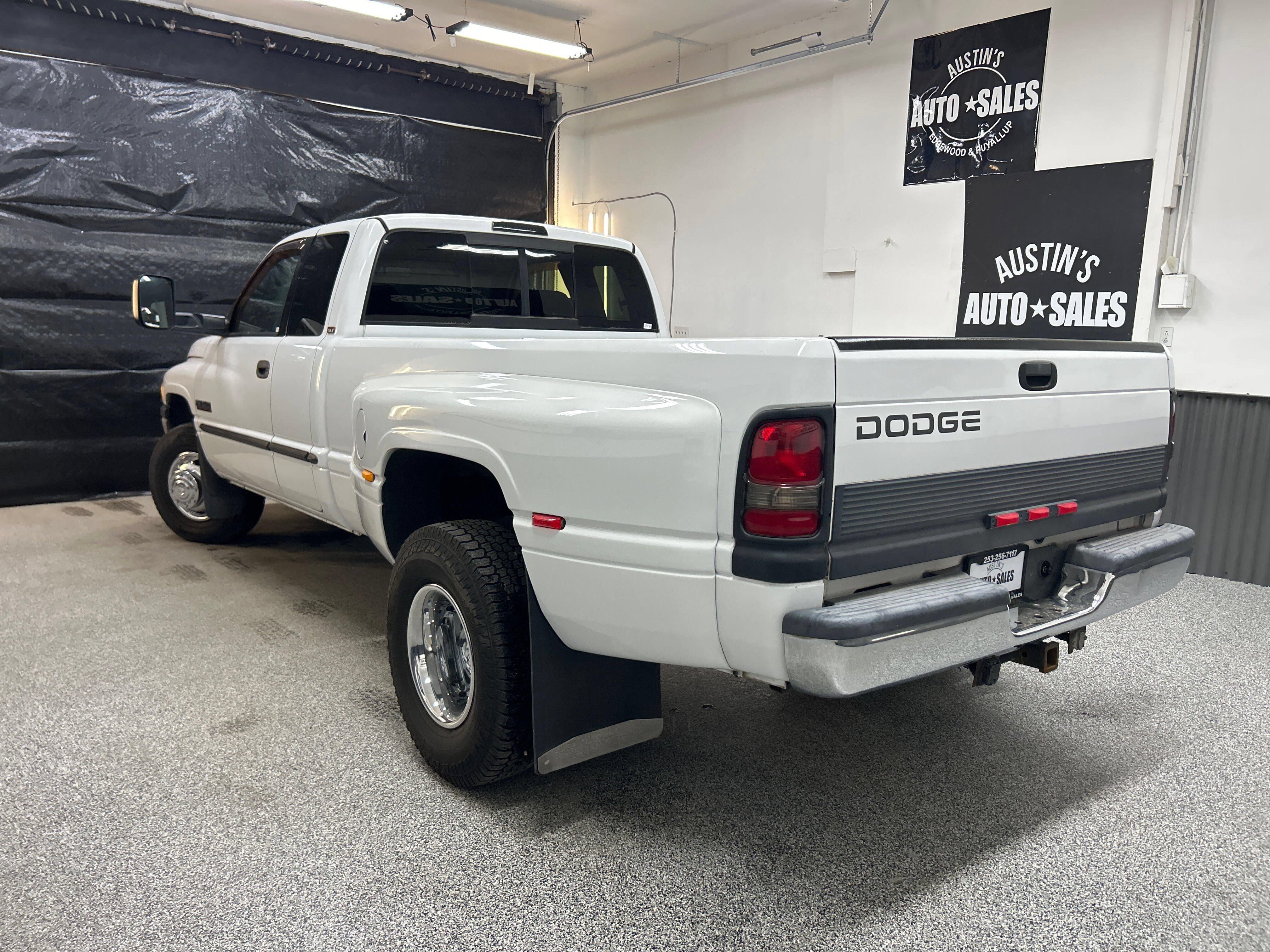 Used 2001 Dodge Ram 3500 Truck 2WD Quad Cab image 4