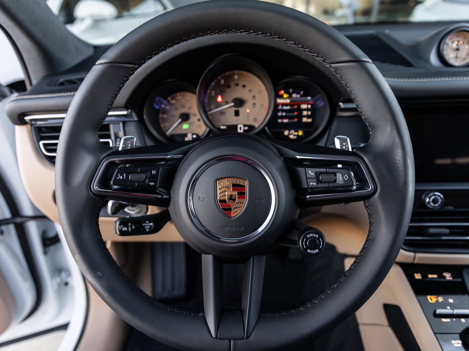 New 2026 Porsche Macan S image 29