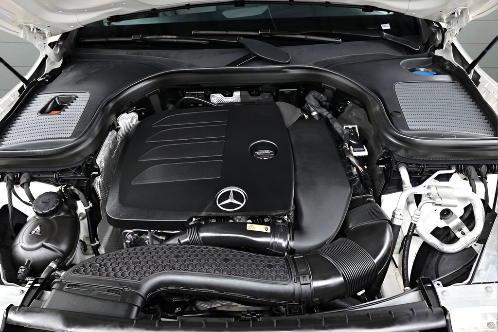 Used 2022 Mercedes-Benz GLC 300 4MATIC image 77