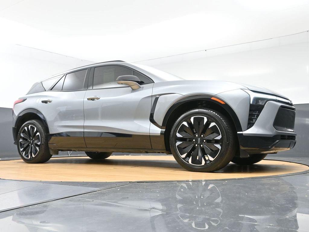 Used 2024 Chevrolet Blazer EV RS AWD/4WD image 48