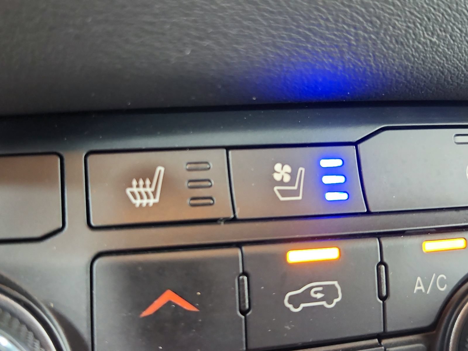 Used 2024 Dodge Durango R/T AWD/4WD image 37