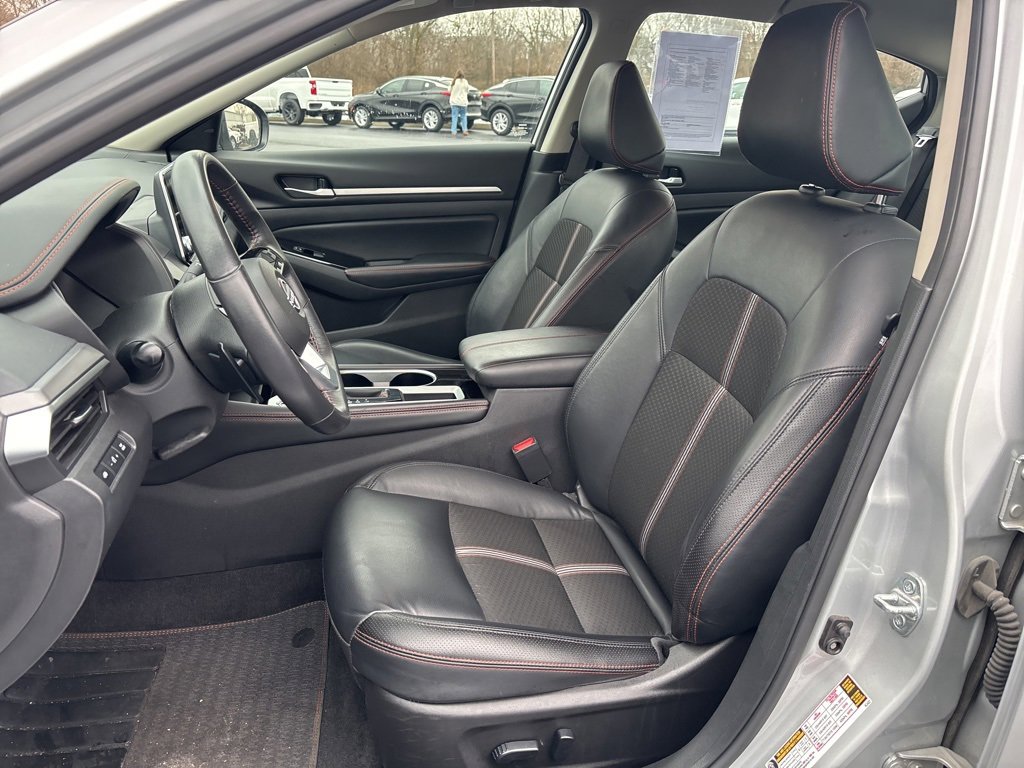 Used 2024 Nissan Altima 2.5 SR image 7