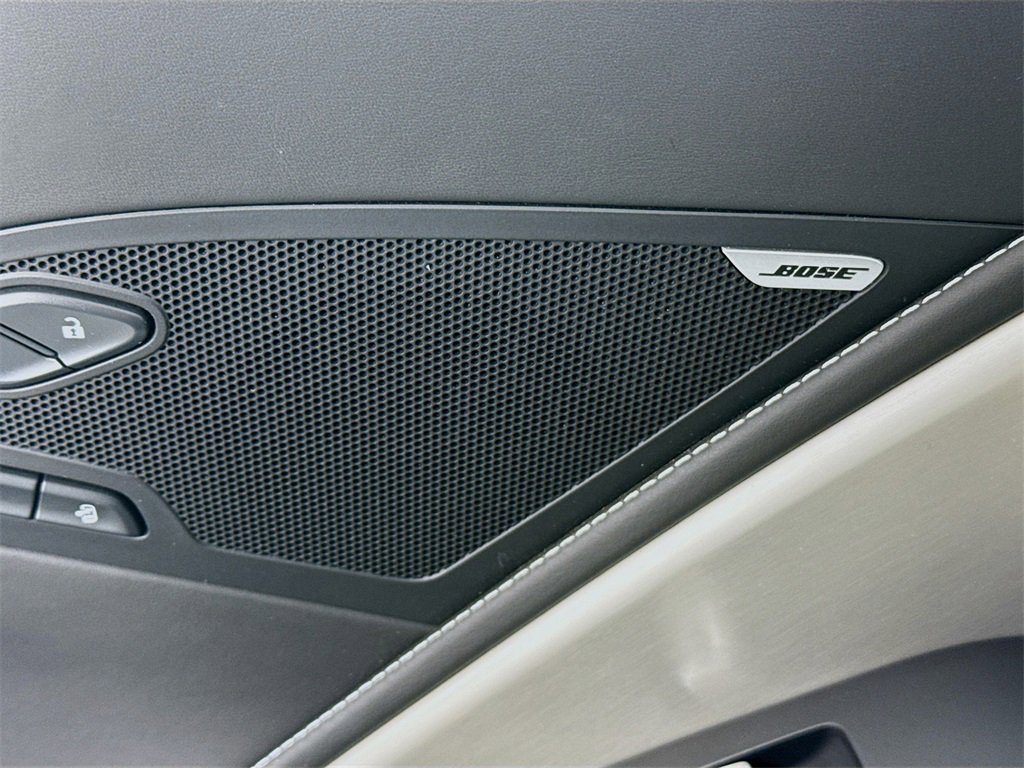 Used 2015 Chevrolet Corvette Stingray Convertible w/ 3LT Preferred Equipment Group image 20