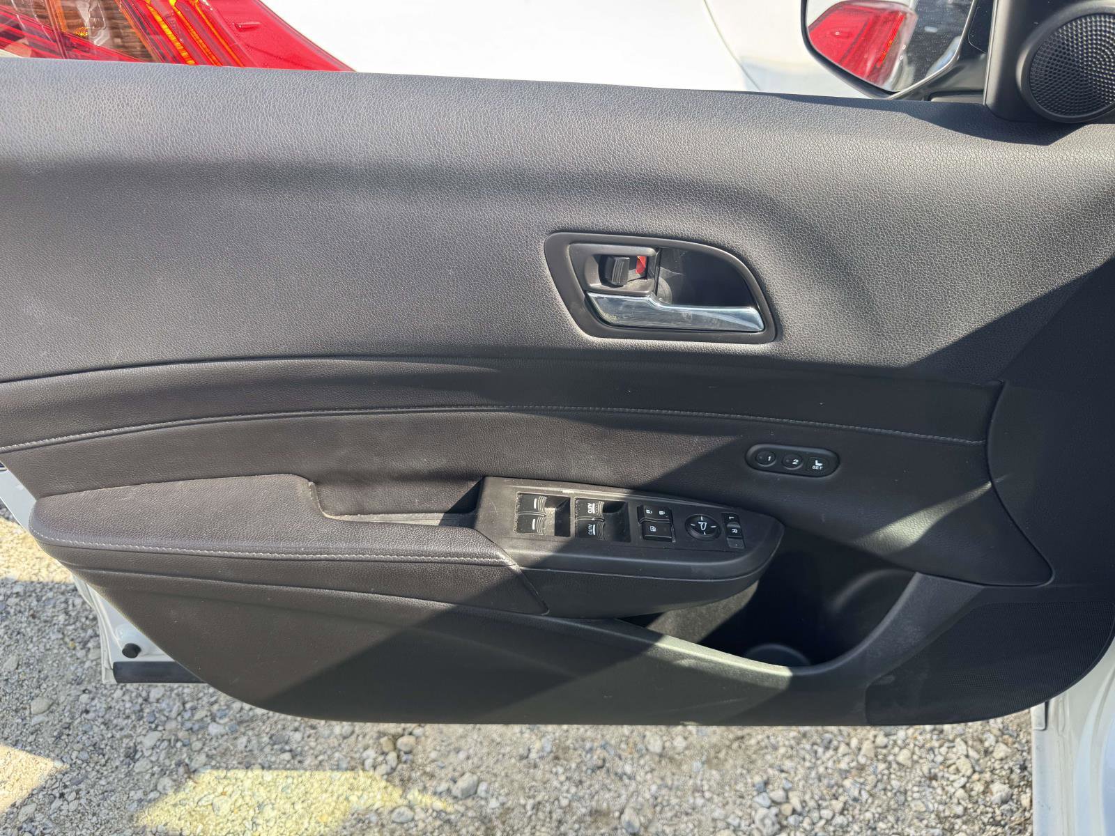 Used 2018 Acura ILX FWD image 14