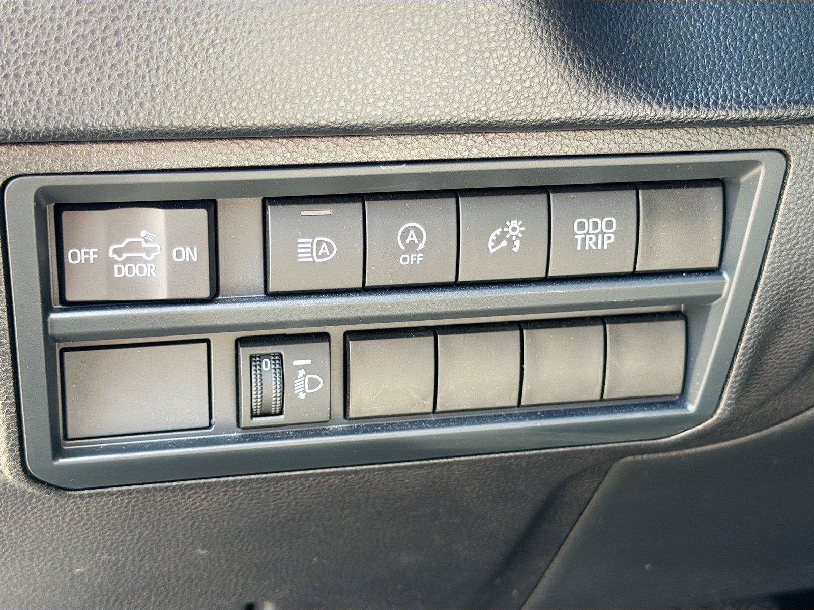 Used 2024 Toyota Tundra SR5 AWD/4WD image 34