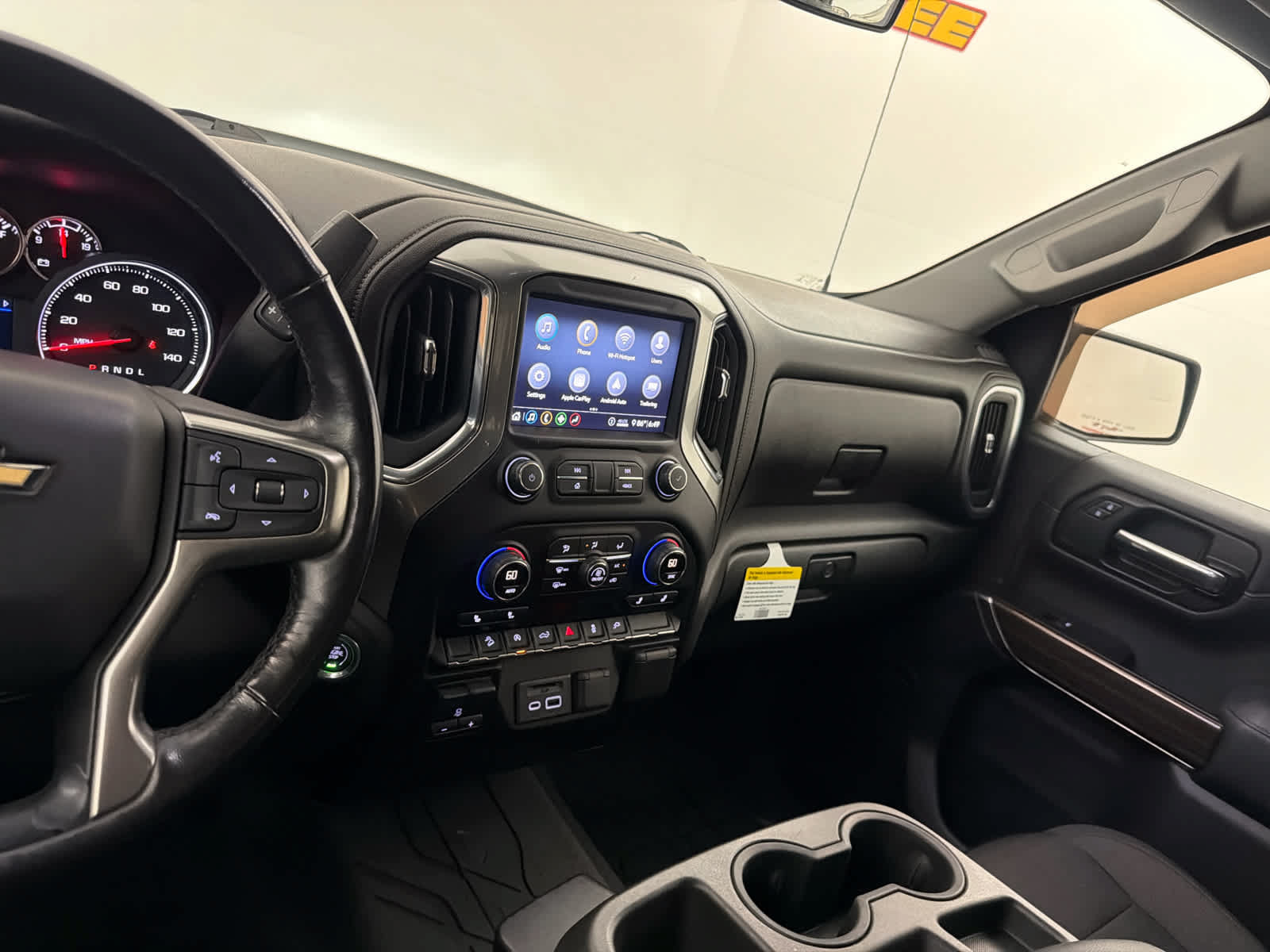 Used 2020 Chevrolet Silverado 1500 LT w/ All-Star Edition AWD/4WD image 17