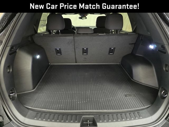 New 2027 GMC Terrain Elevation w/ Black Edition AWD/4WD image 30
