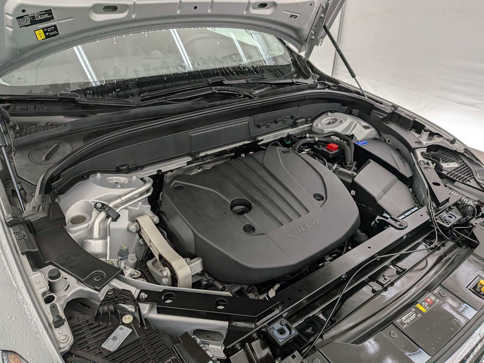 Used 2022 Volvo XC60 B5 Inscription w/ Advanced Package image 15