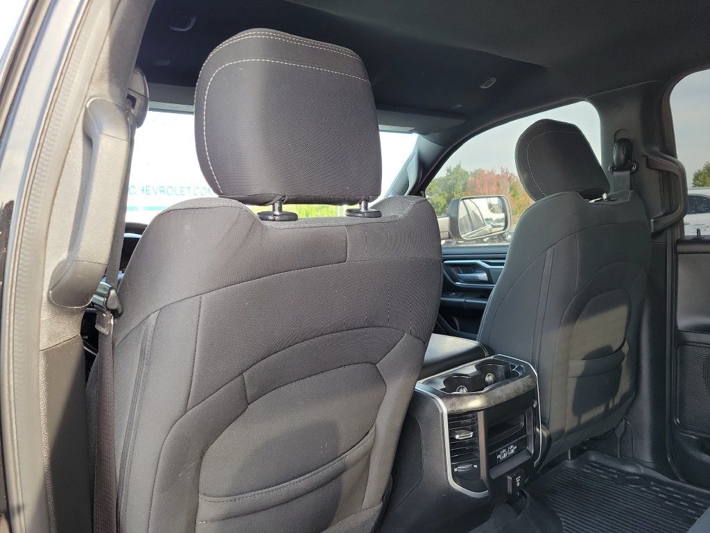Used 2022 RAM 1500 Big Horn AWD/4WD image 33