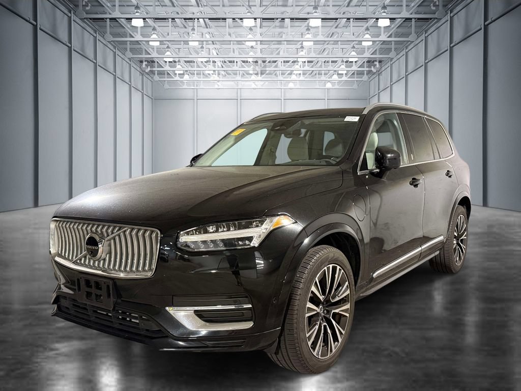 Used 2025 Volvo XC90 T8 Plus AWD/4WD image 1