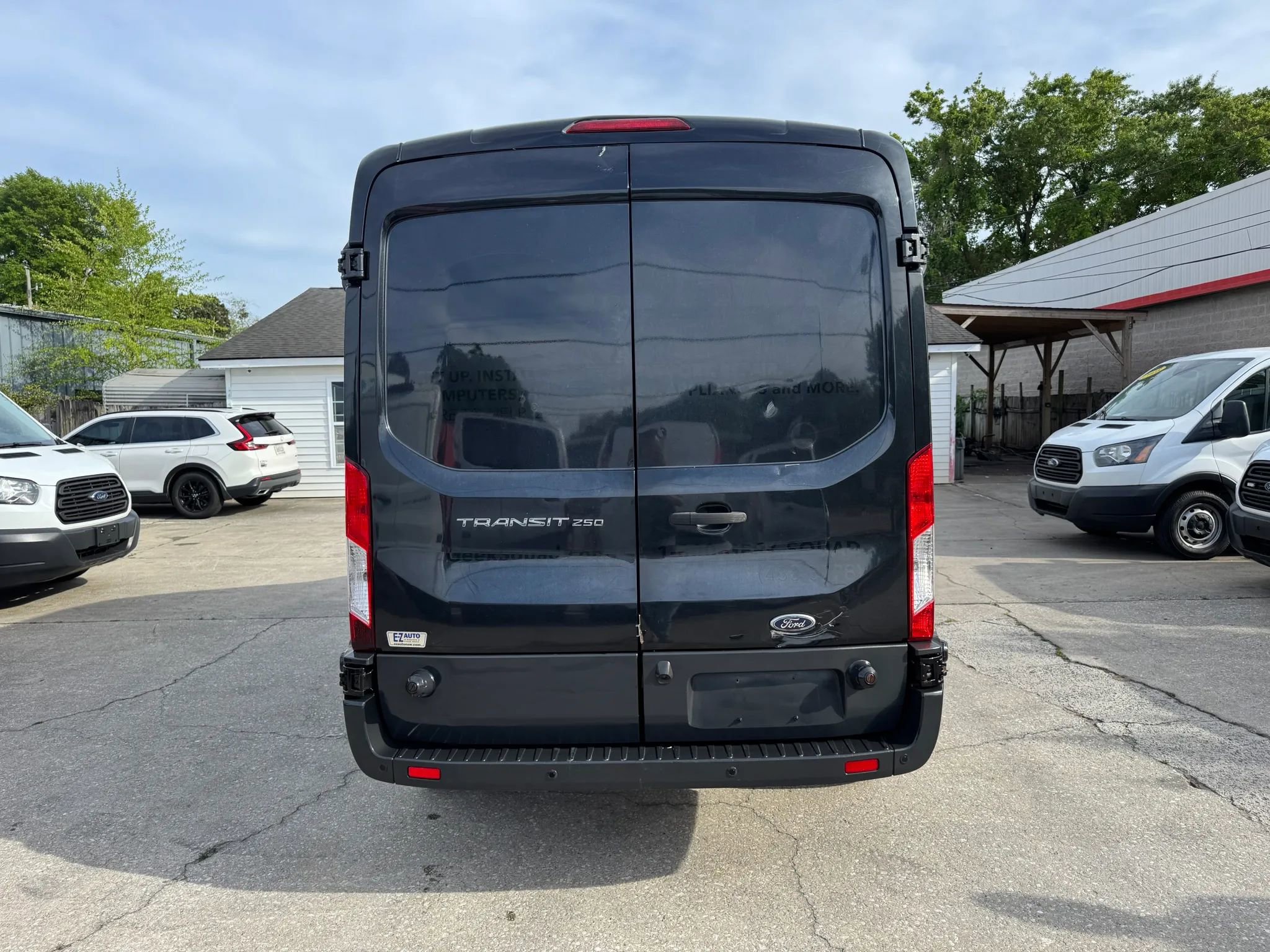 Used 2015 Ford Transit 250 148 Medium Roof image 11